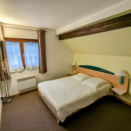 Le Chasseur Otel 2*