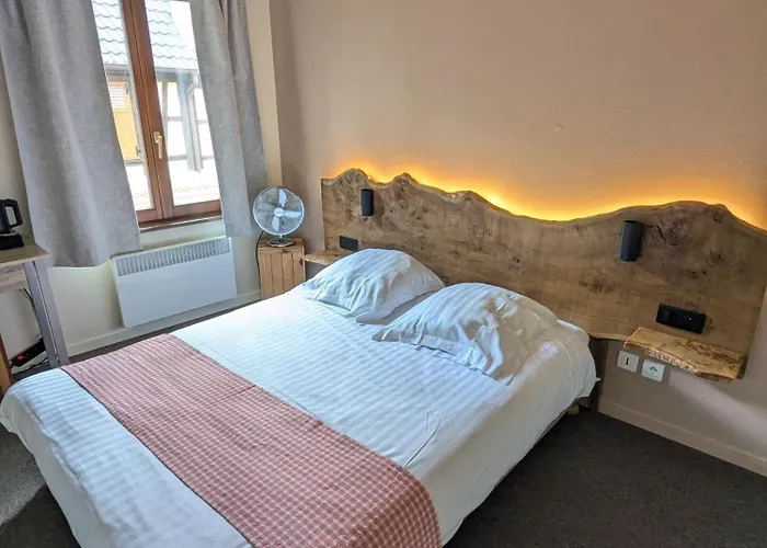 Le Chasseur Otel 2*